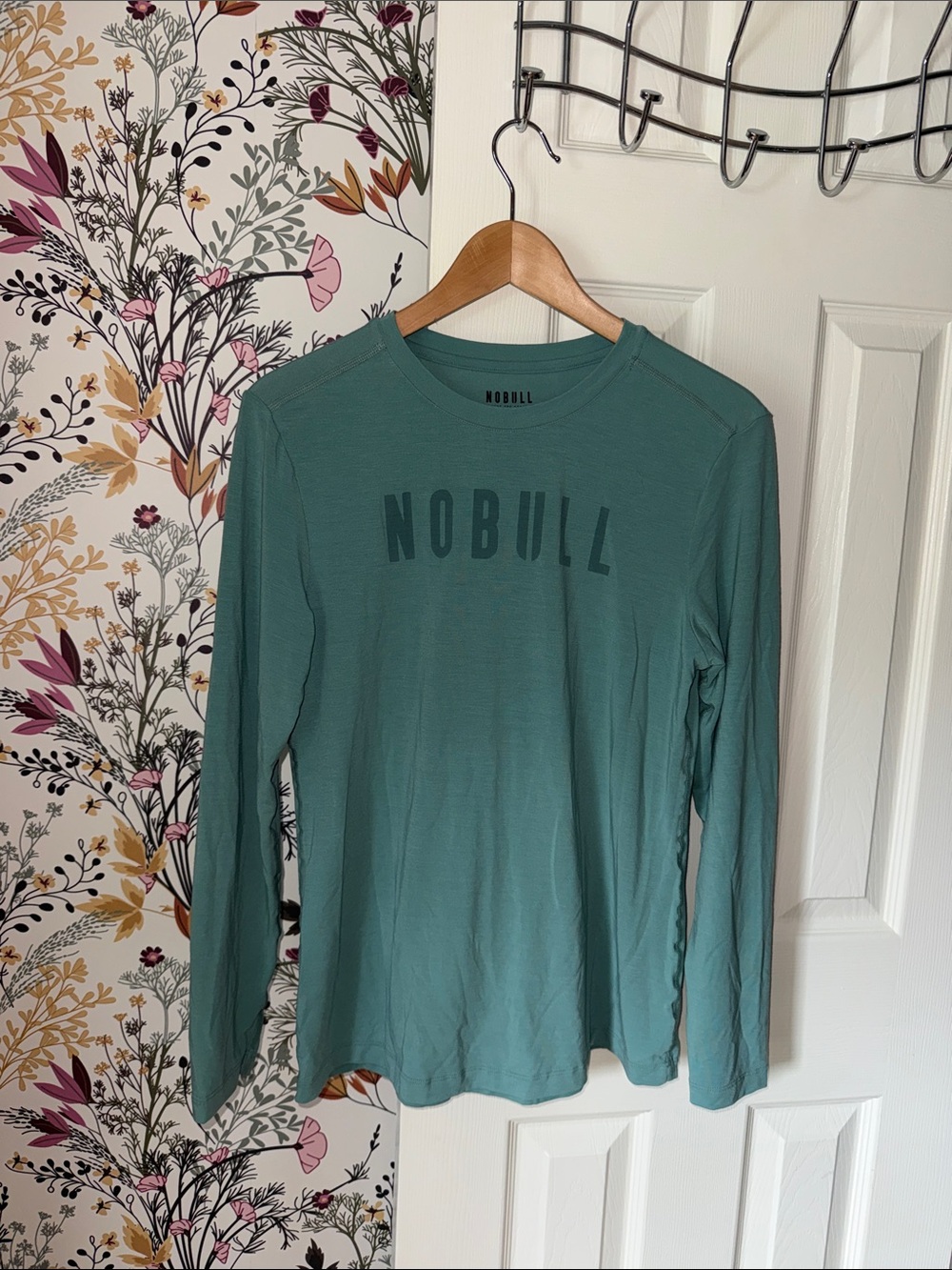 NOBULL Long Sleeve Tee, Size Medium